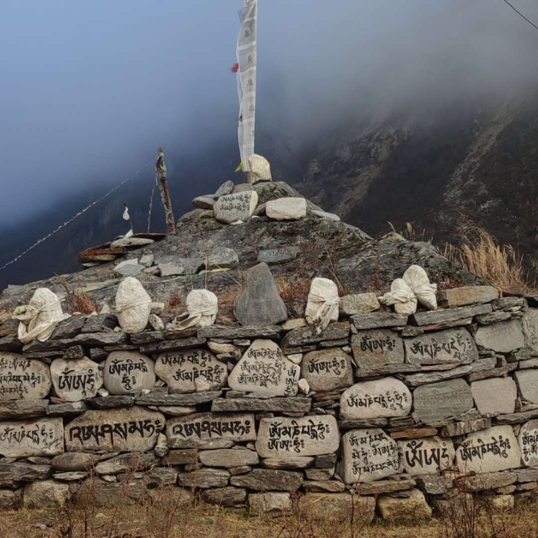 Langtang – Gosaikunda – Helambu Circuit Trek